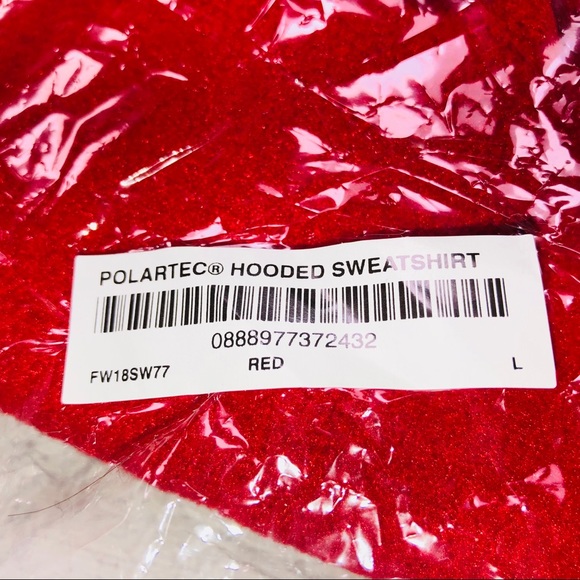 Supreme Polartec Fleece Hooded Sweatshirt Red FW18 - Picture 7 of 7